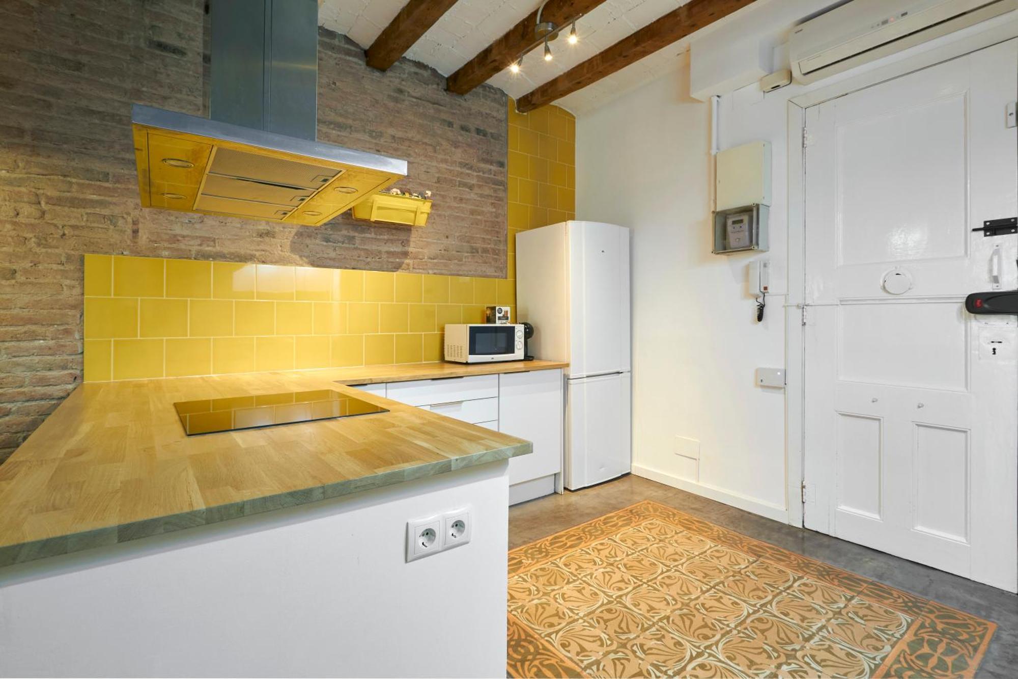 64 Apartment In A Typical Barcelona'S Old Building ภายนอก รูปภาพ